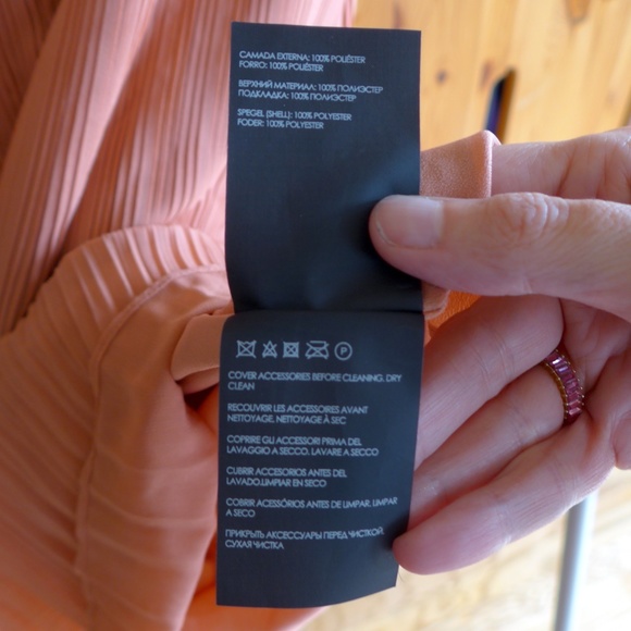 PLEATED SWING TOP - Picture 5 of 6